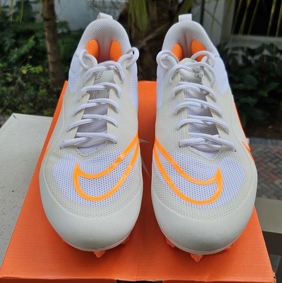 Size 11 - Nike Alpha Huarache 8 Cleats - Picture 2 of 6